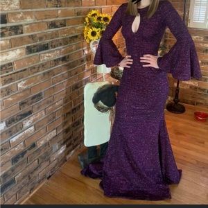 Purple prom dress never worn. Bought during Covid and my prom got canceled.